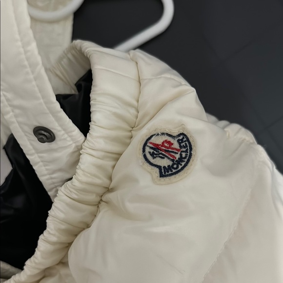 Moncler Kids White Puffer Pants - Picture 3 of 6